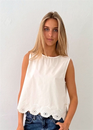 Eva top Offwhite Boii Studios 